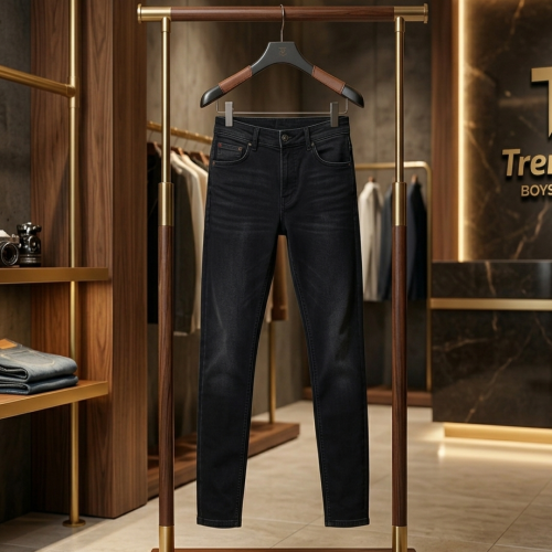 Kingfisher Carrot Fit Black Jeans